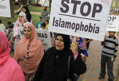 American Muslims protest growing Islamophobia in the U.S.
