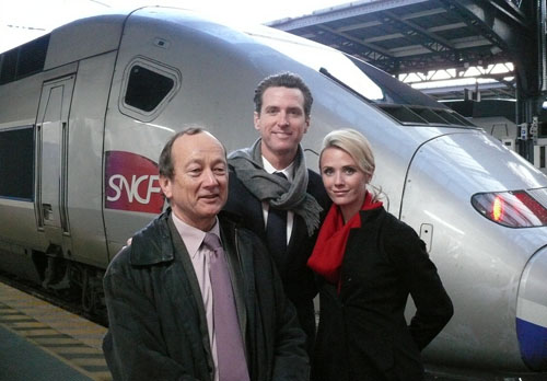 newsom-in-paris-2_500.jpg